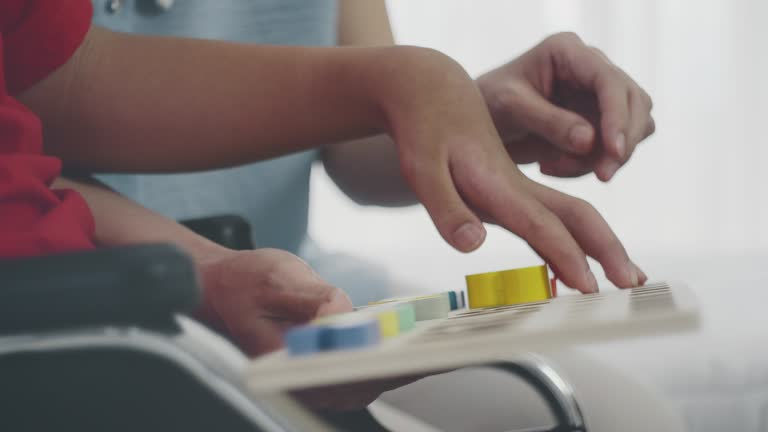 腦癱治療選間充質(zhì)還是神經(jīng)干細胞？機制、療效和安全性的全面對比